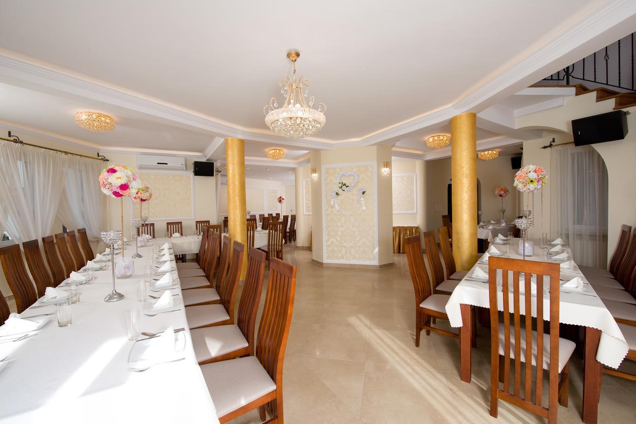 Hostel & Restauracja Santorini Białystok Eksteriør billede